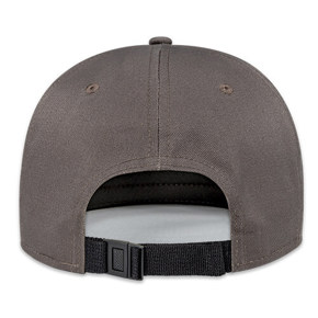 Plastic Snap Closure