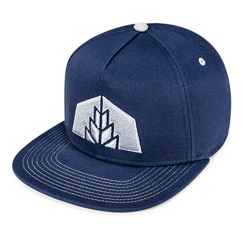 Contrast Button, Eyelets & Visor Stitching